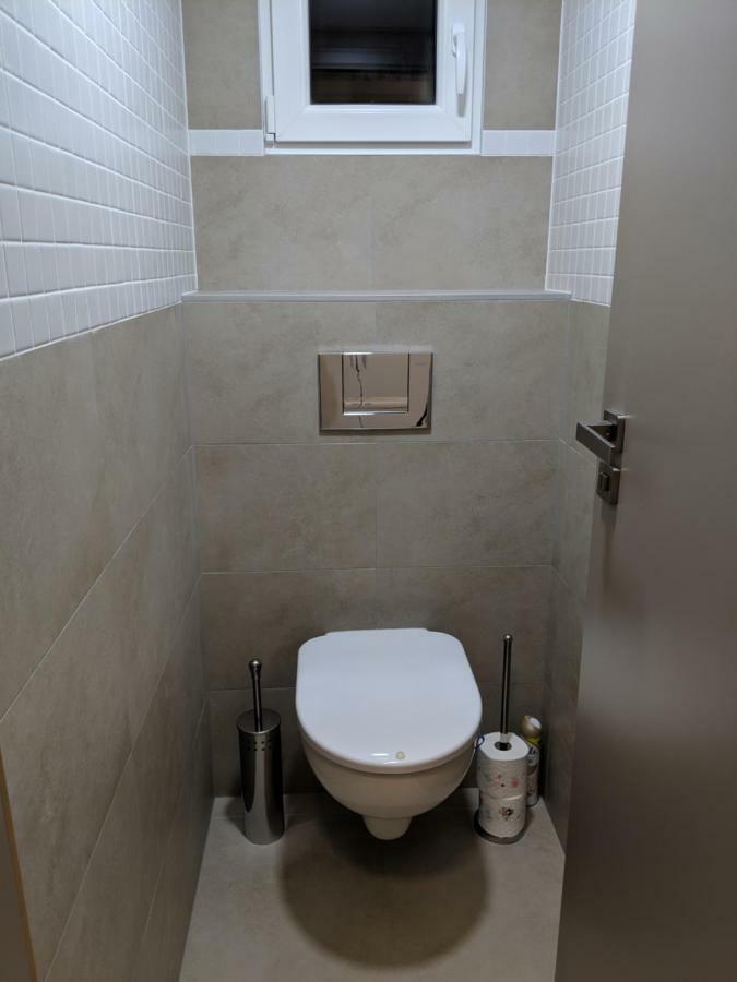 Ap 1 - Apartments 4U Brezinova "Overnight Simply" Hradec Králové Екстериор снимка
